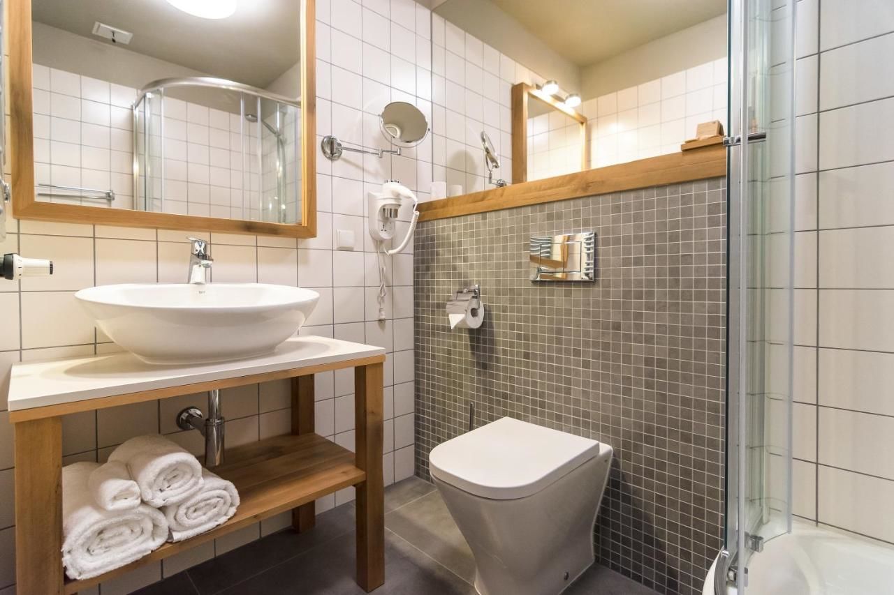 Отель Hotel Naturum Милич-26